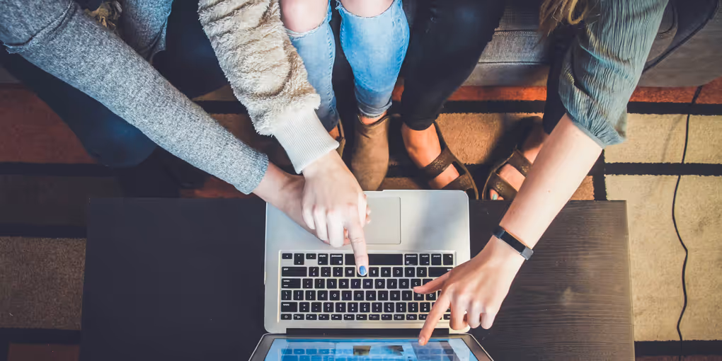 https://unsplash.com/photos/three-person-pointing-the-silver-laptop-computer-2FPjlAyMQTA